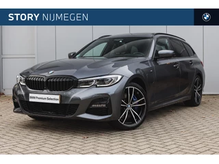 BMW 3 Serie Touring 330e xDrive Automaat / Panoramadak / Trekhaak / Sportstoelen / Laserlight / M Adaptief onderstel / Head-Up / Parking Assistant Plus / Stuurverwarming