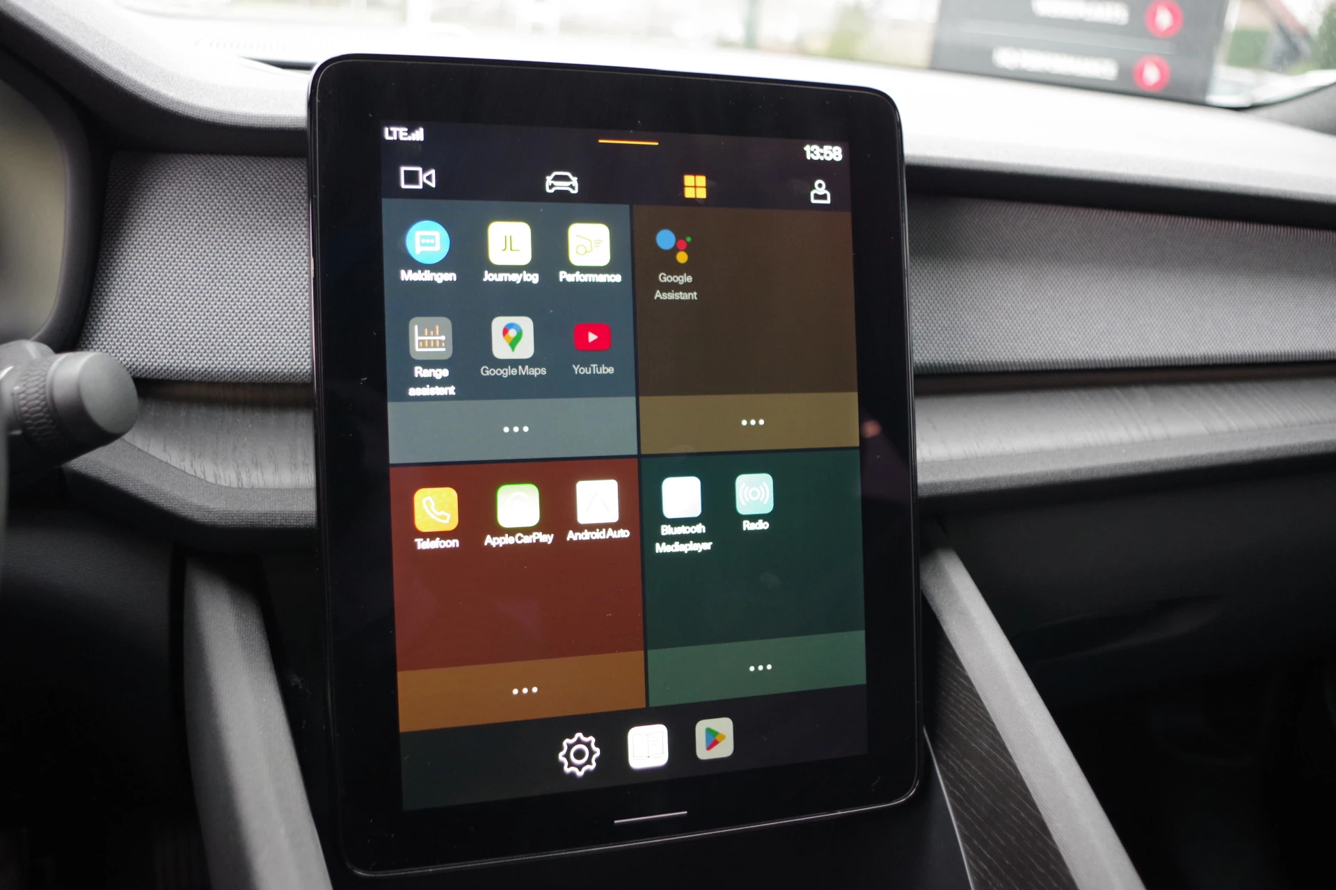 Hoofdafbeelding Polestar 2