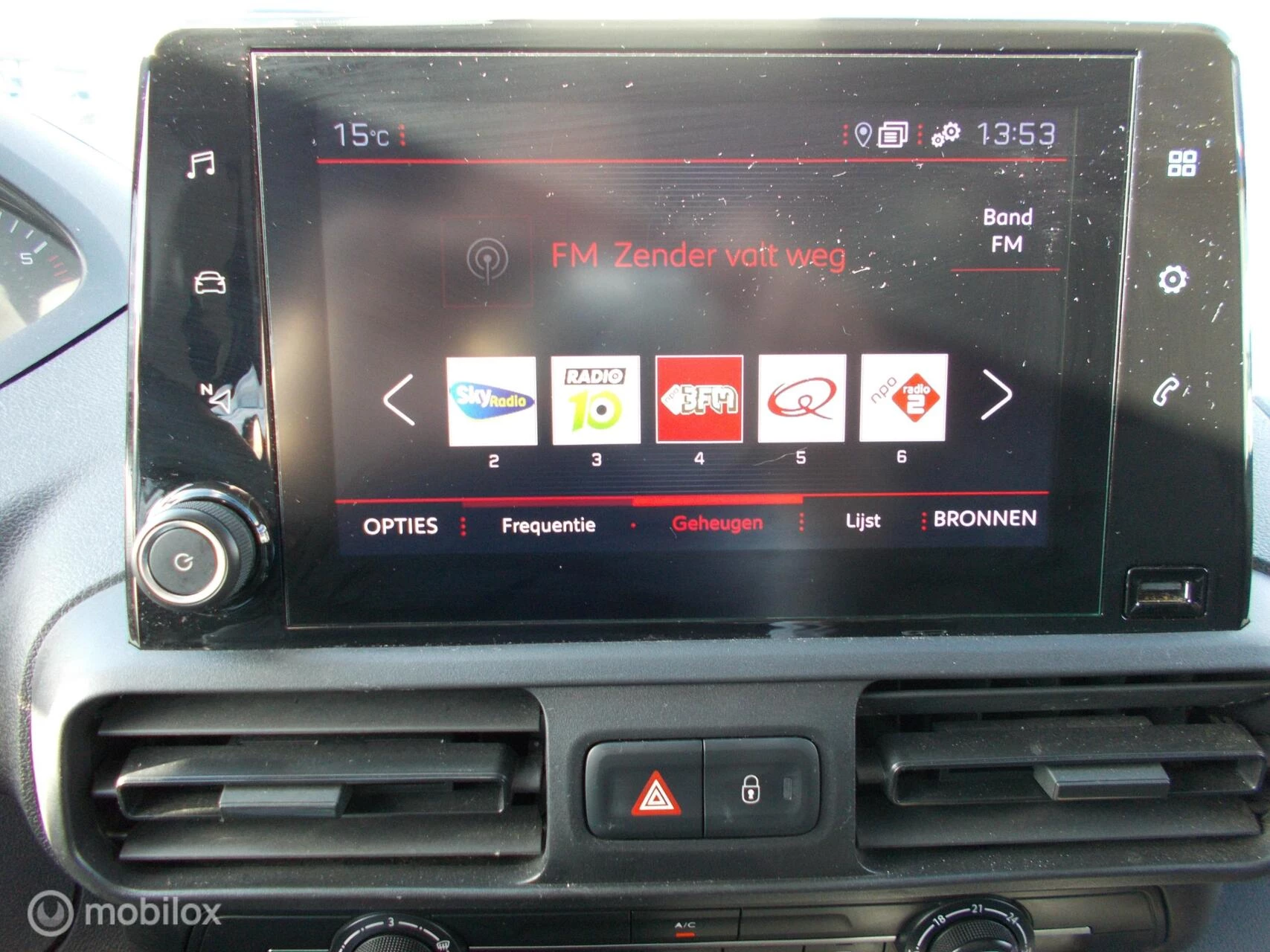 Hoofdafbeelding Peugeot Partner