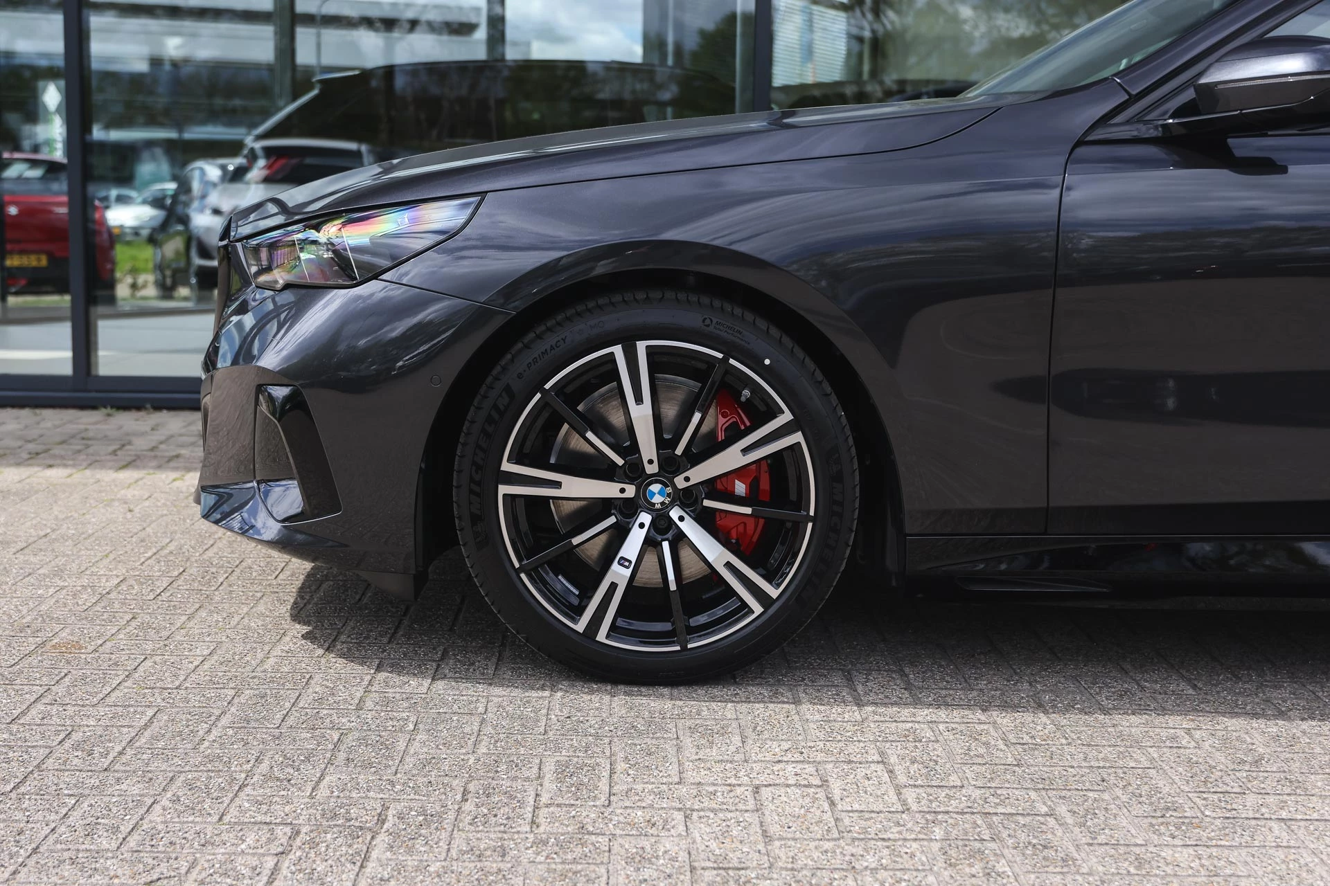 Hoofdafbeelding BMW i5