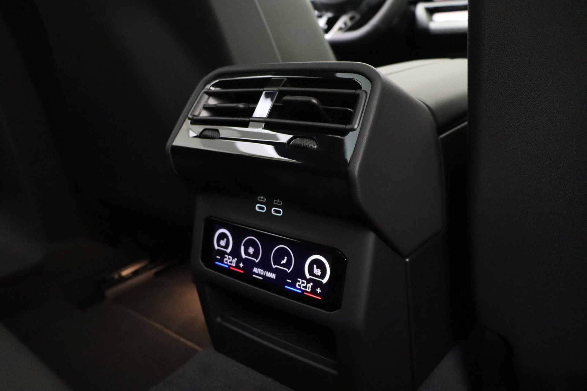 Hoofdafbeelding BMW i5