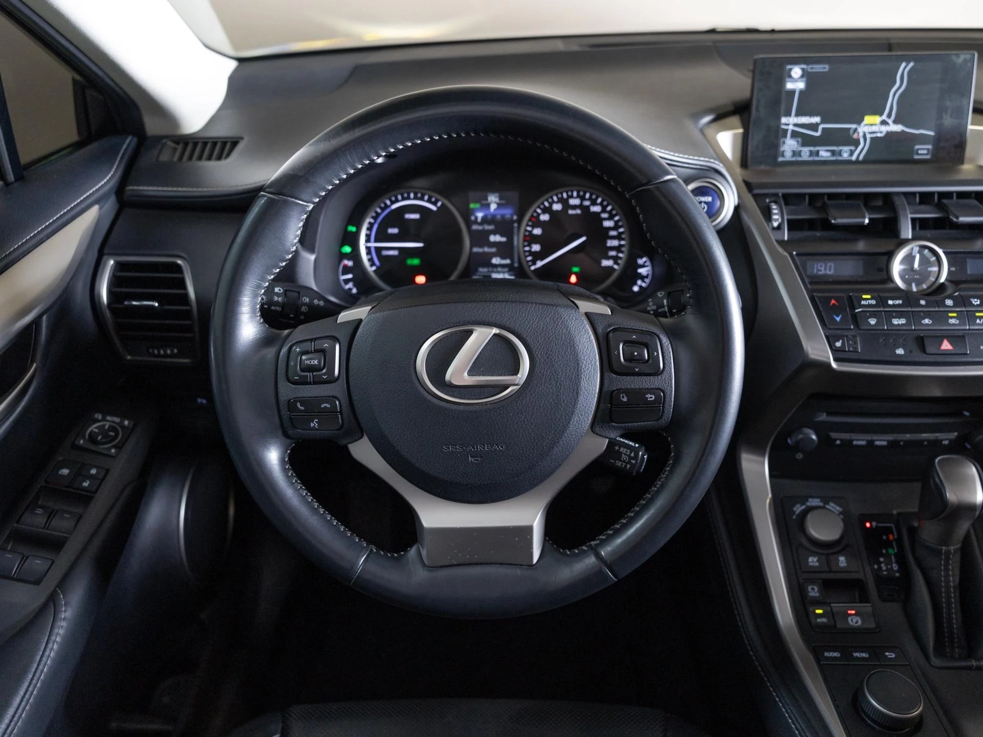 Hoofdafbeelding Lexus NX