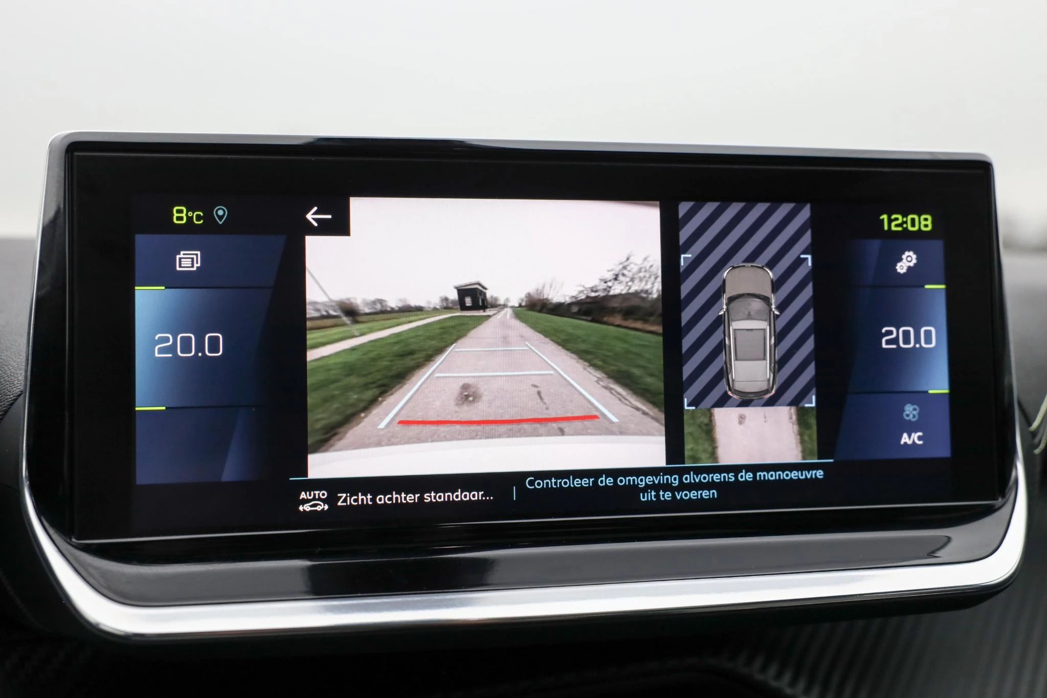 Hoofdafbeelding Peugeot e-2008