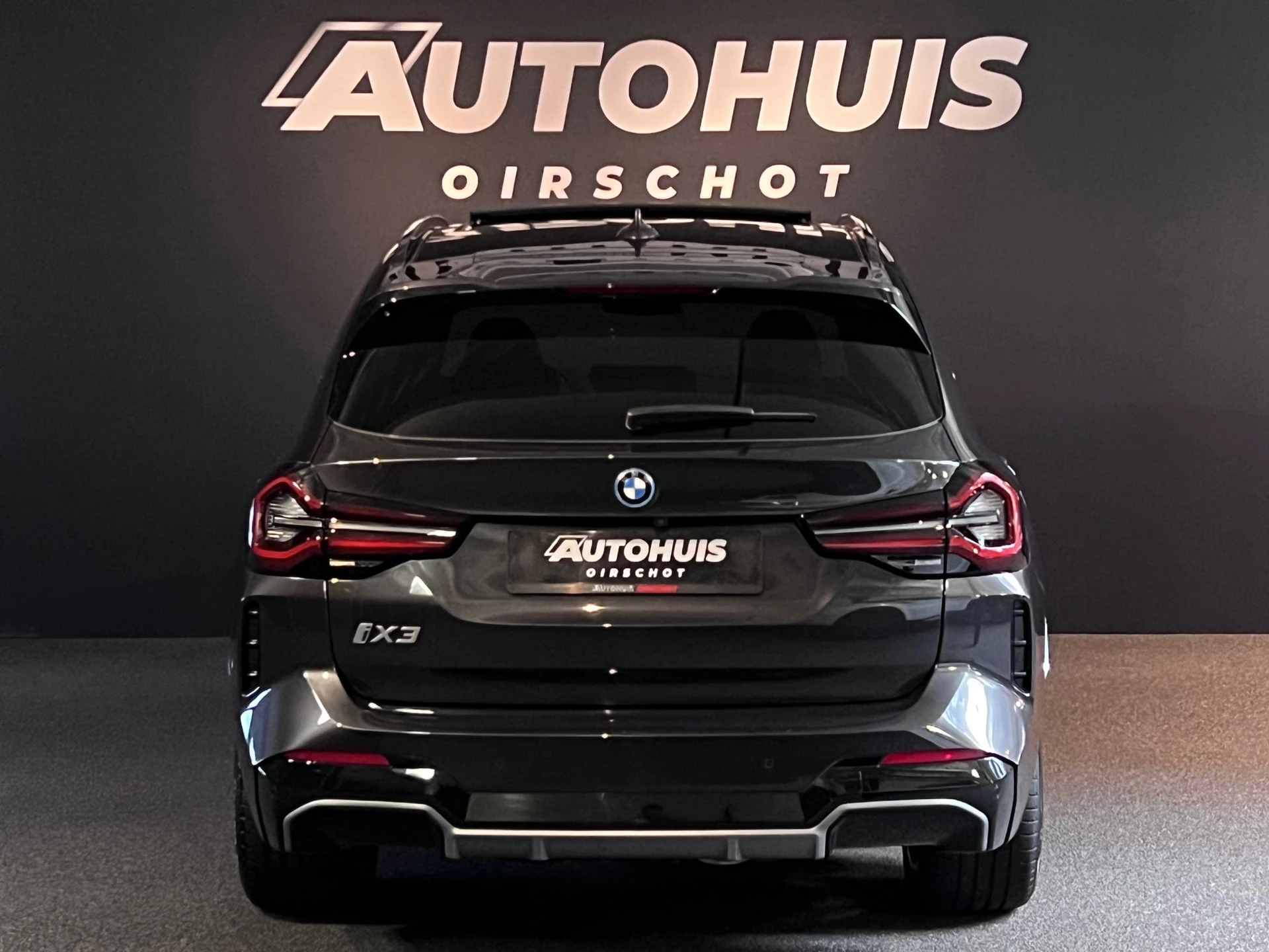 Hoofdafbeelding BMW iX3