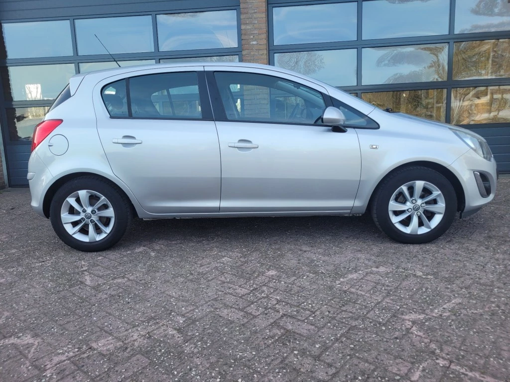Hoofdafbeelding Opel Corsa