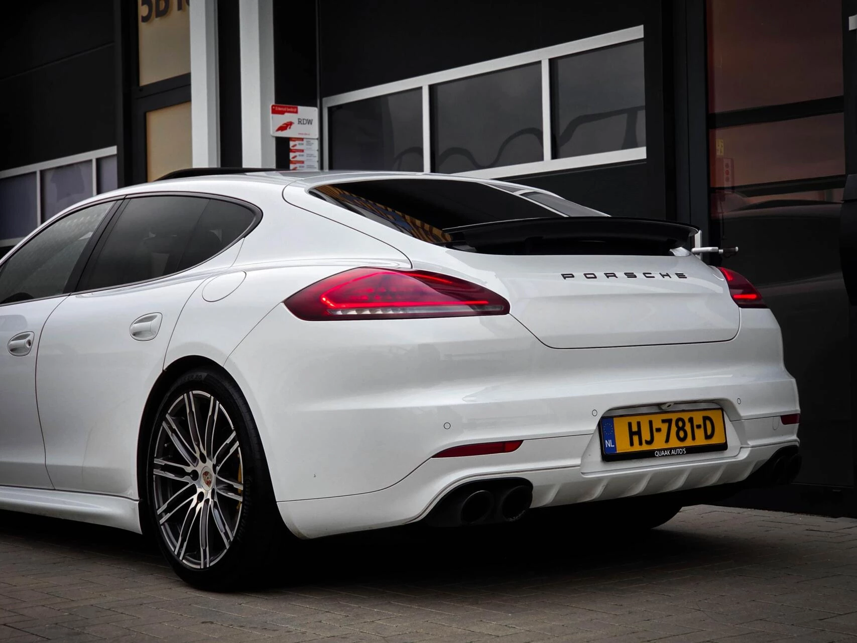 Hoofdafbeelding Porsche Panamera